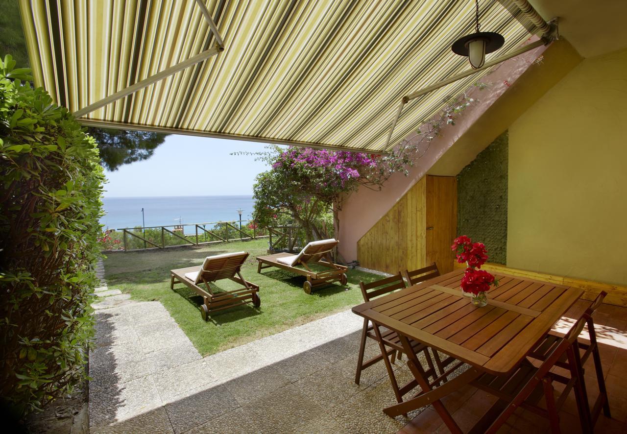 Pinus Village Sea Front Apartment Pula Eksteriør bilde